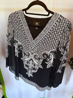 JM Collection Black White Geometric Paisley V-Neck Bell Sleeve Blouse S